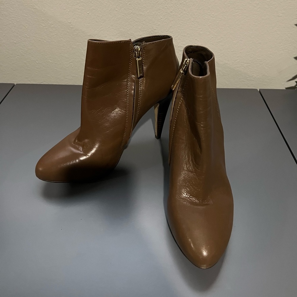 BR Leather Ankle boots